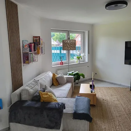 アパート Einfamilienhaus Mit Zwei Separaten Zimmern In Spelle, Niedersachsen De *