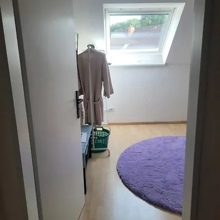 アパート Einfamilienhaus Mit Zwei Separaten Zimmern In Spelle, Niedersachsen De *