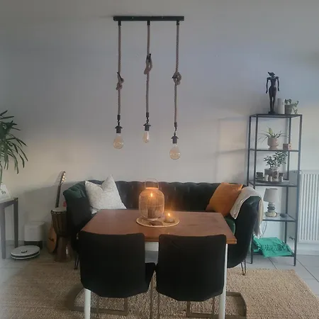 アパート Einfamilienhaus Mit Zwei Separaten Zimmern In Spelle, Niedersachsen De
